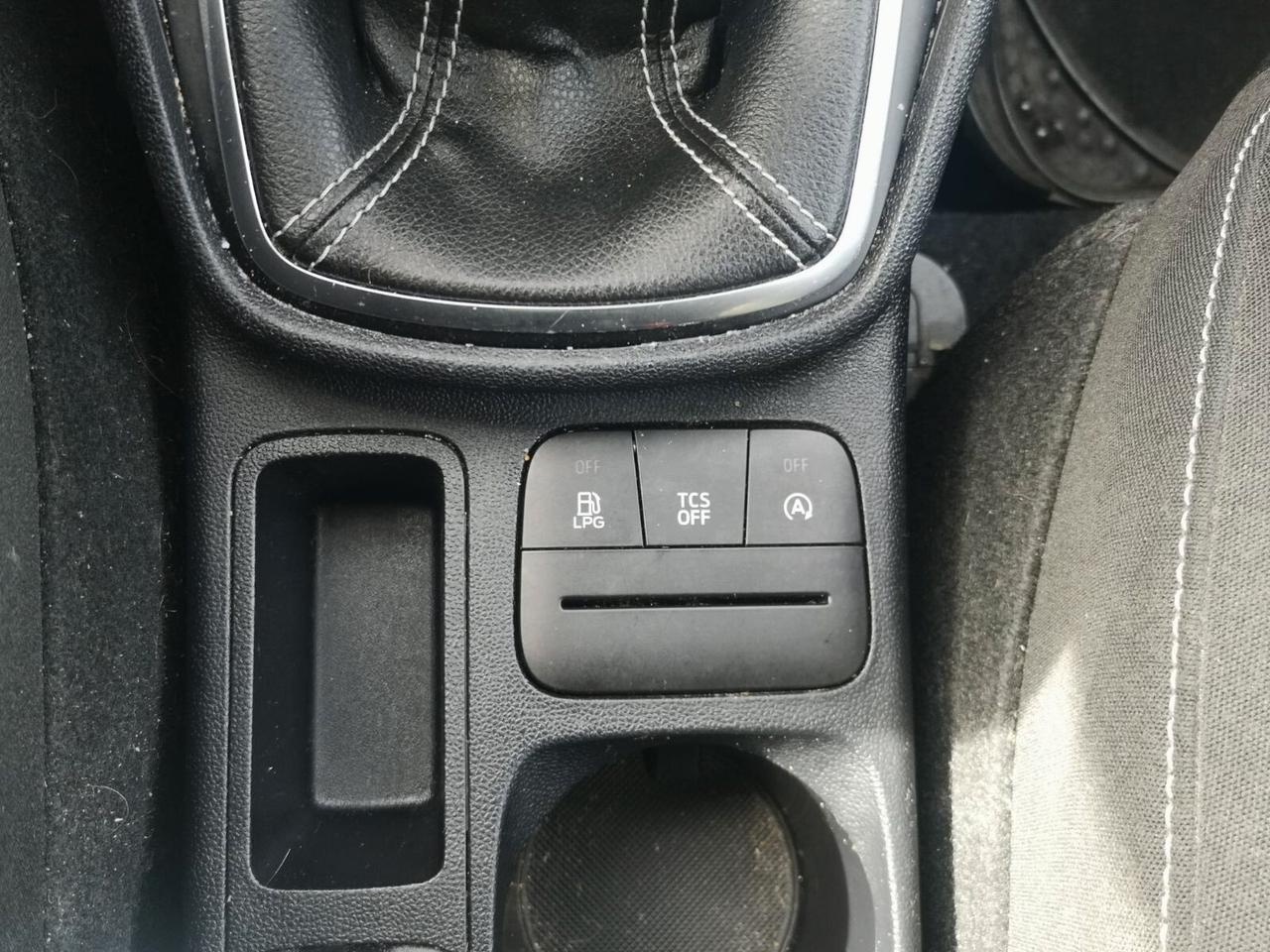 Ford Fiesta 1.1 75 CV GPL 5 porte Titanium