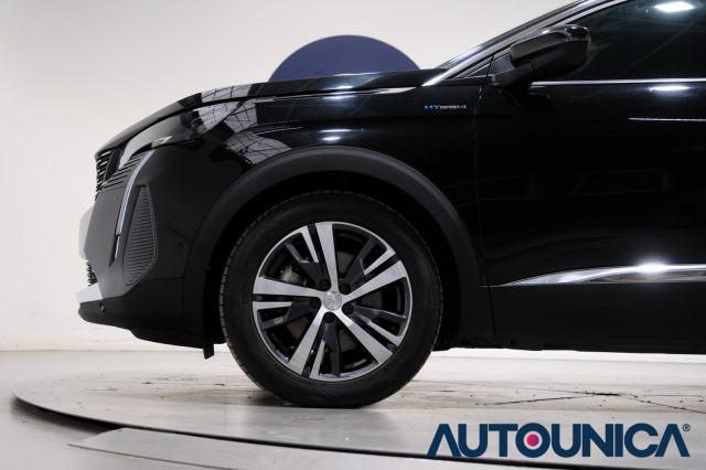 PEUGEOT 3008 HYBRID4 300 E-EAT8 ALLURE PACK