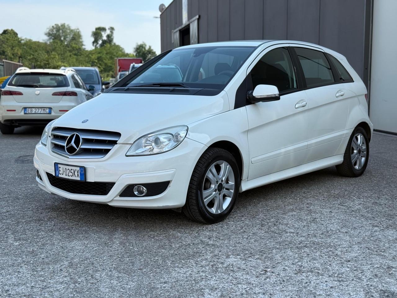 Mercedes-benz B 200 B 180 CDI Premium