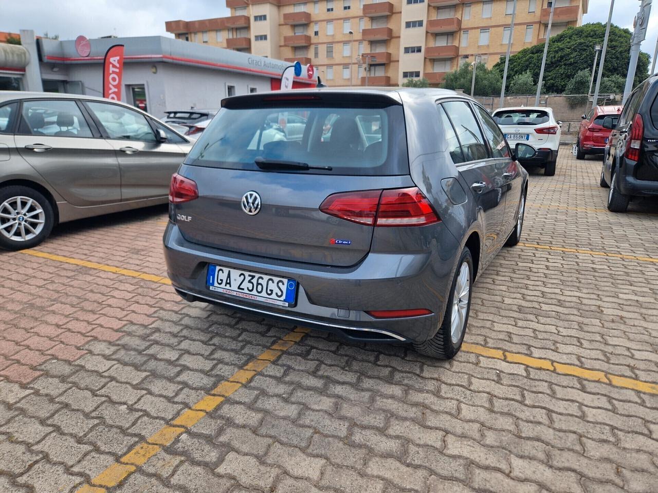 Volkswagen Golf 1.0 TSI 115 CV 5p. Business