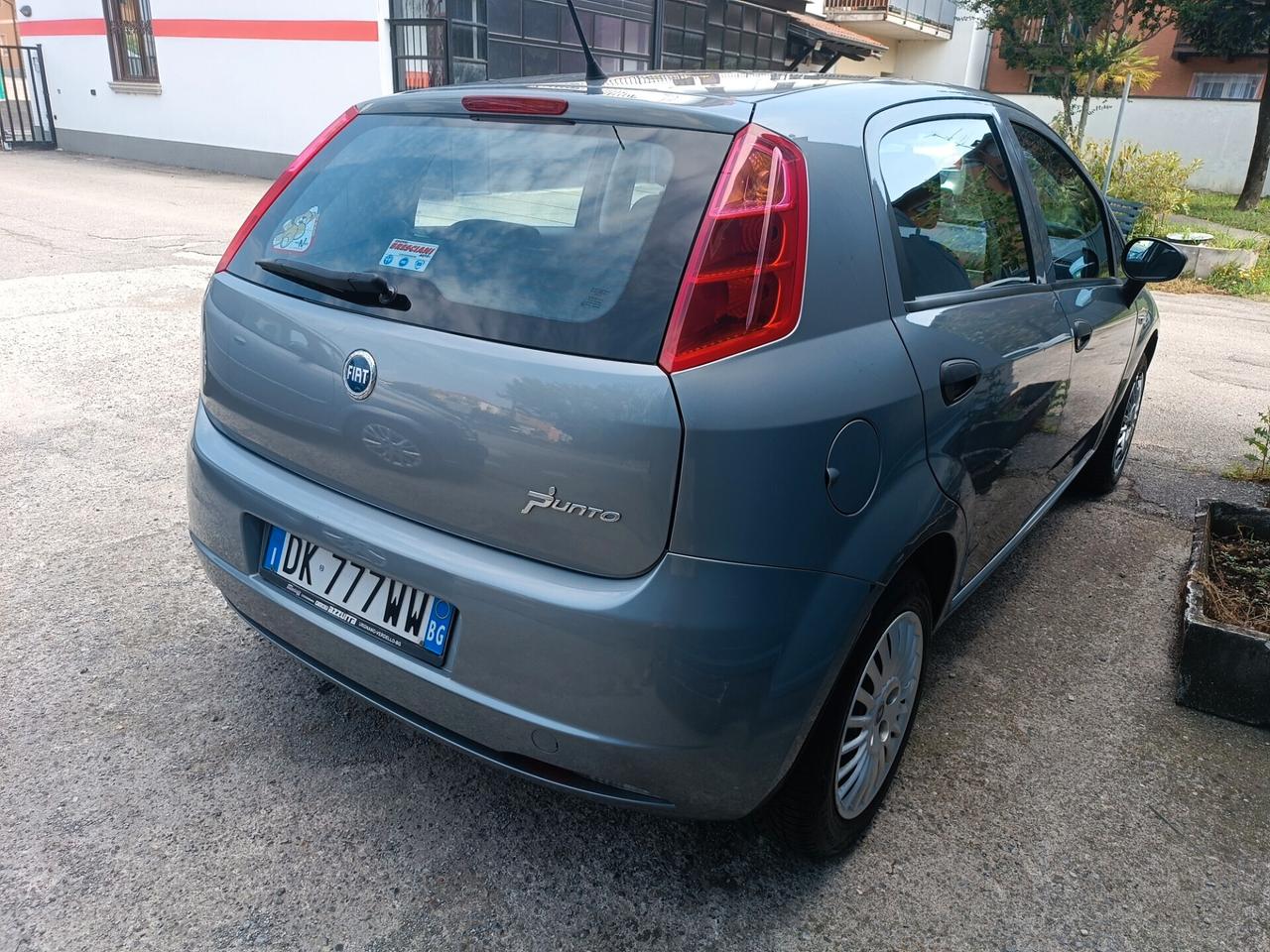 Grande Punto 1.2 5 porte Dynamic-----KM 55000-------
