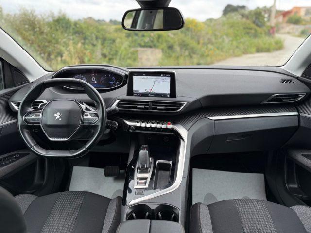 PEUGEOT 3008 BlueHDi 130 S&S EAT8 Allure