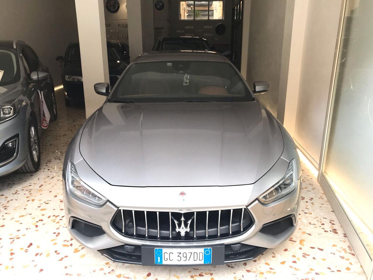Maserati Ghibli V6 Diesel 250CV Gransport 12/2020