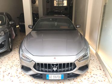 Maserati Ghibli V6 Diesel 250CV Gransport 12/2020