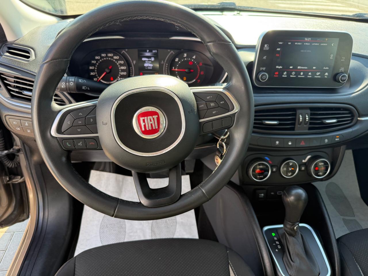 Fiat Tipo 1.6 Mjt S&S DCT SW Lounge