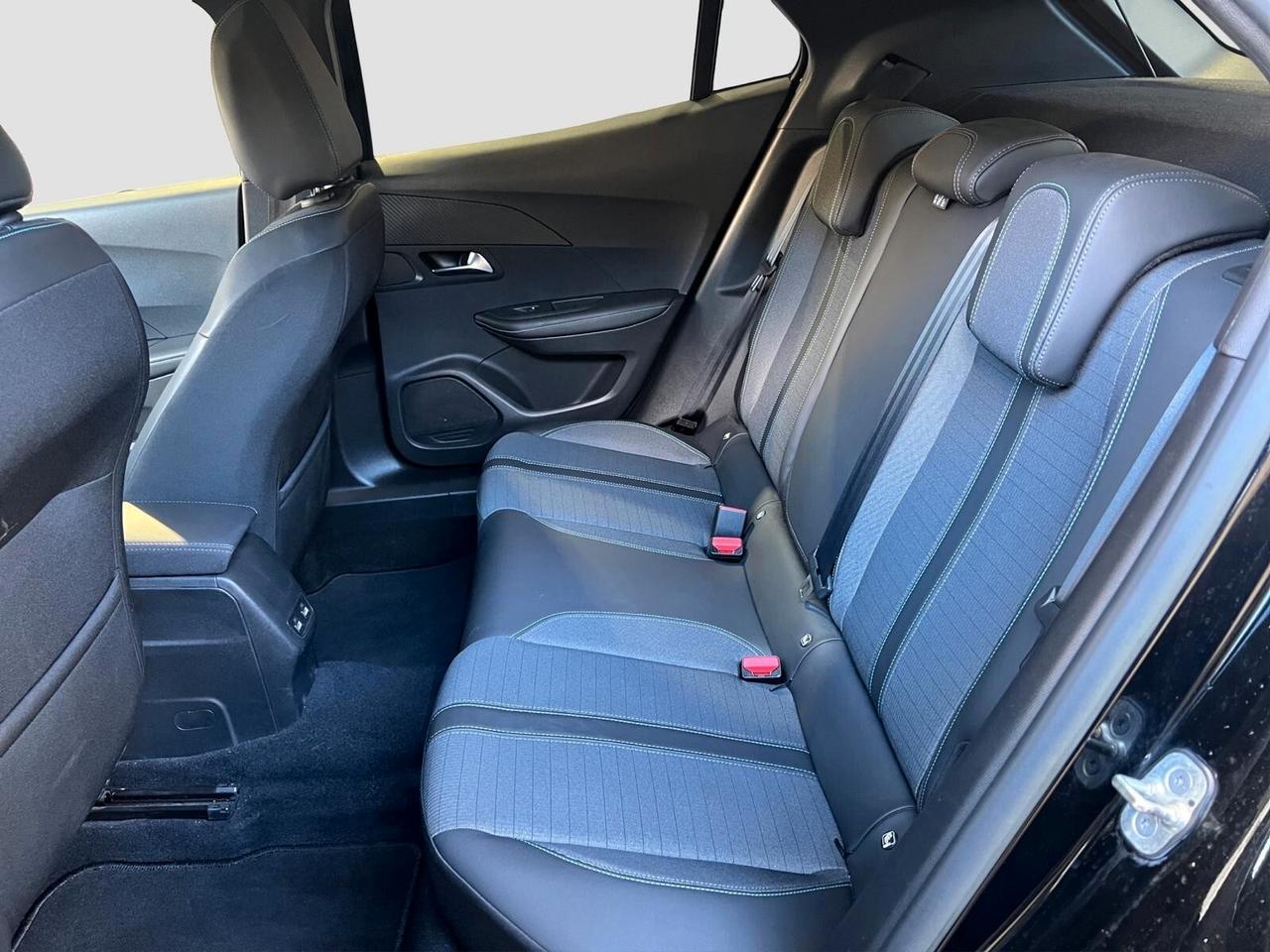 Peugeot 2008 BlueHDi 110 S&S Allure Pack