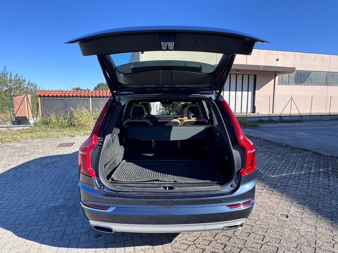 Volvo XC 90 XC90 D5 AWD Geartronic Inscription