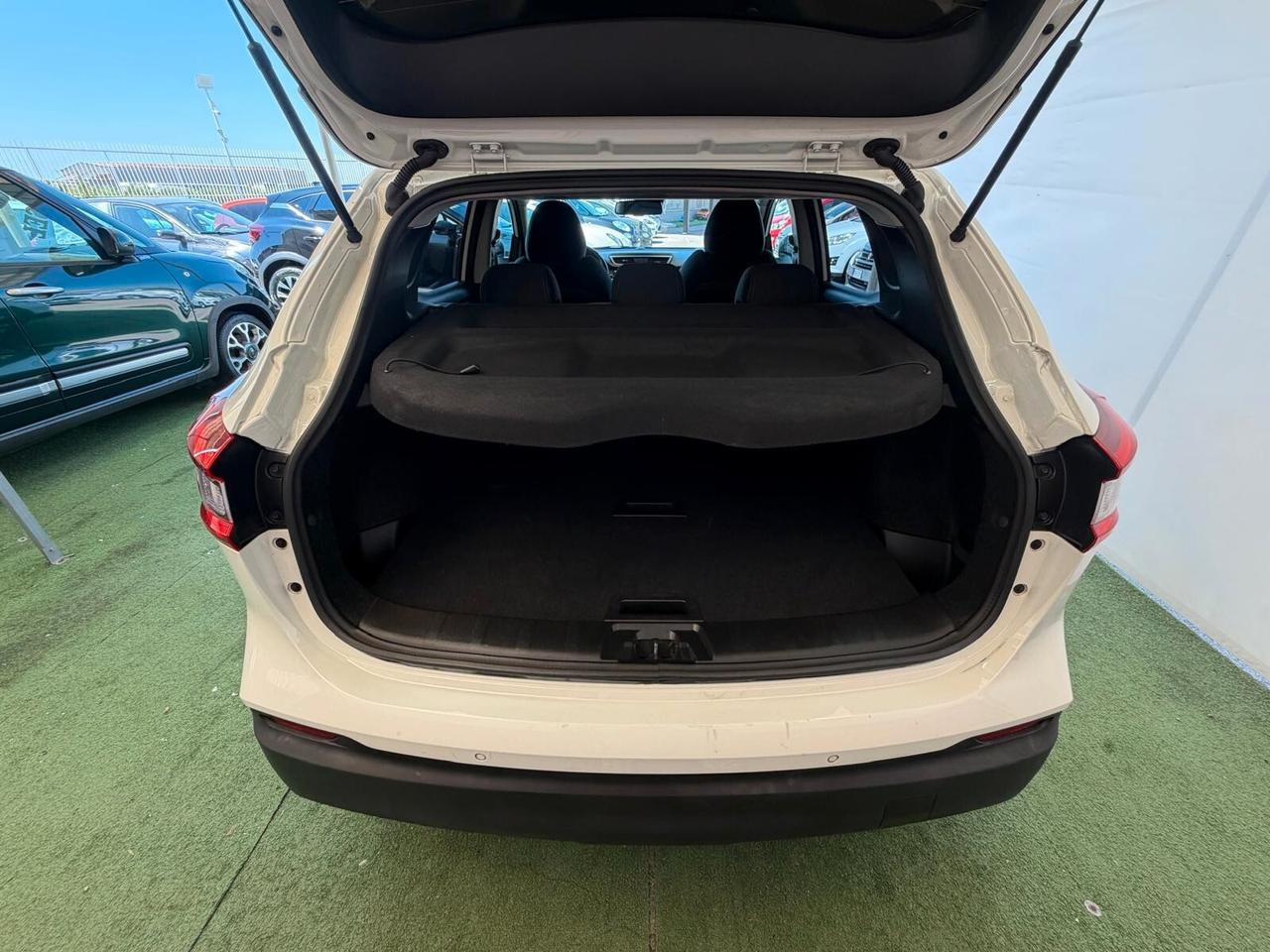 NISSAN QASHQAI 1.6 DIESEL 130CV N-CONNECTA