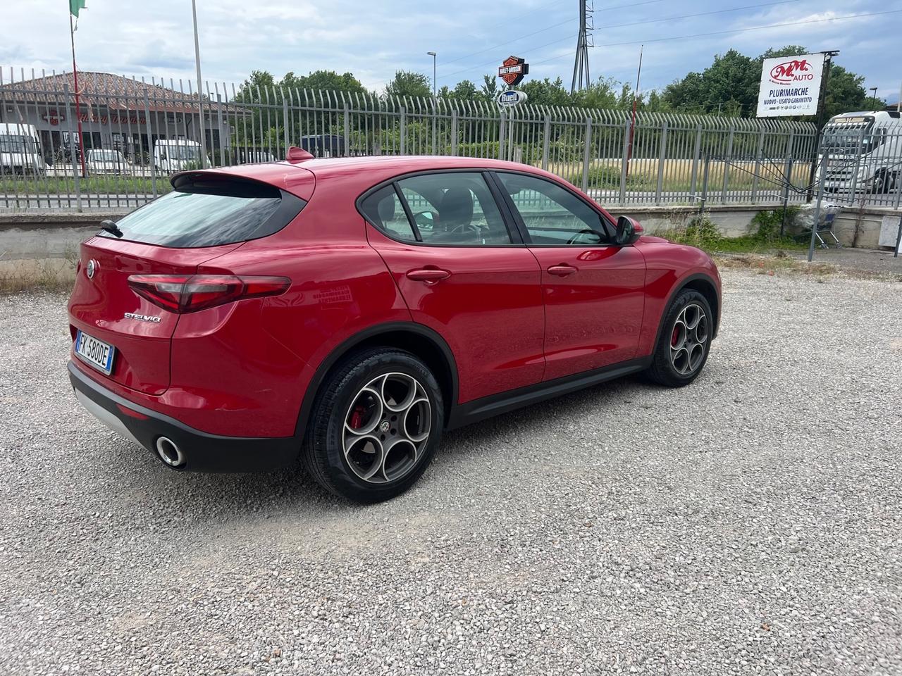 Alfa Romeo Stelvio 2.2 Turbodiesel 210 CV AT8 Q4 Business