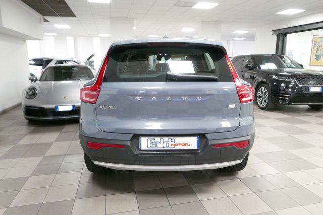 VOLVO XC40 T5 Recharge Plug-in Hybrid Inscription Expression