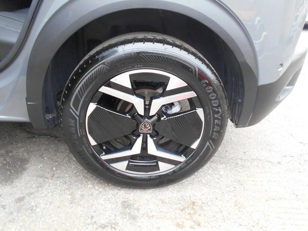 Peugeot 2008 1.5 BlueHDi Allure EAT8