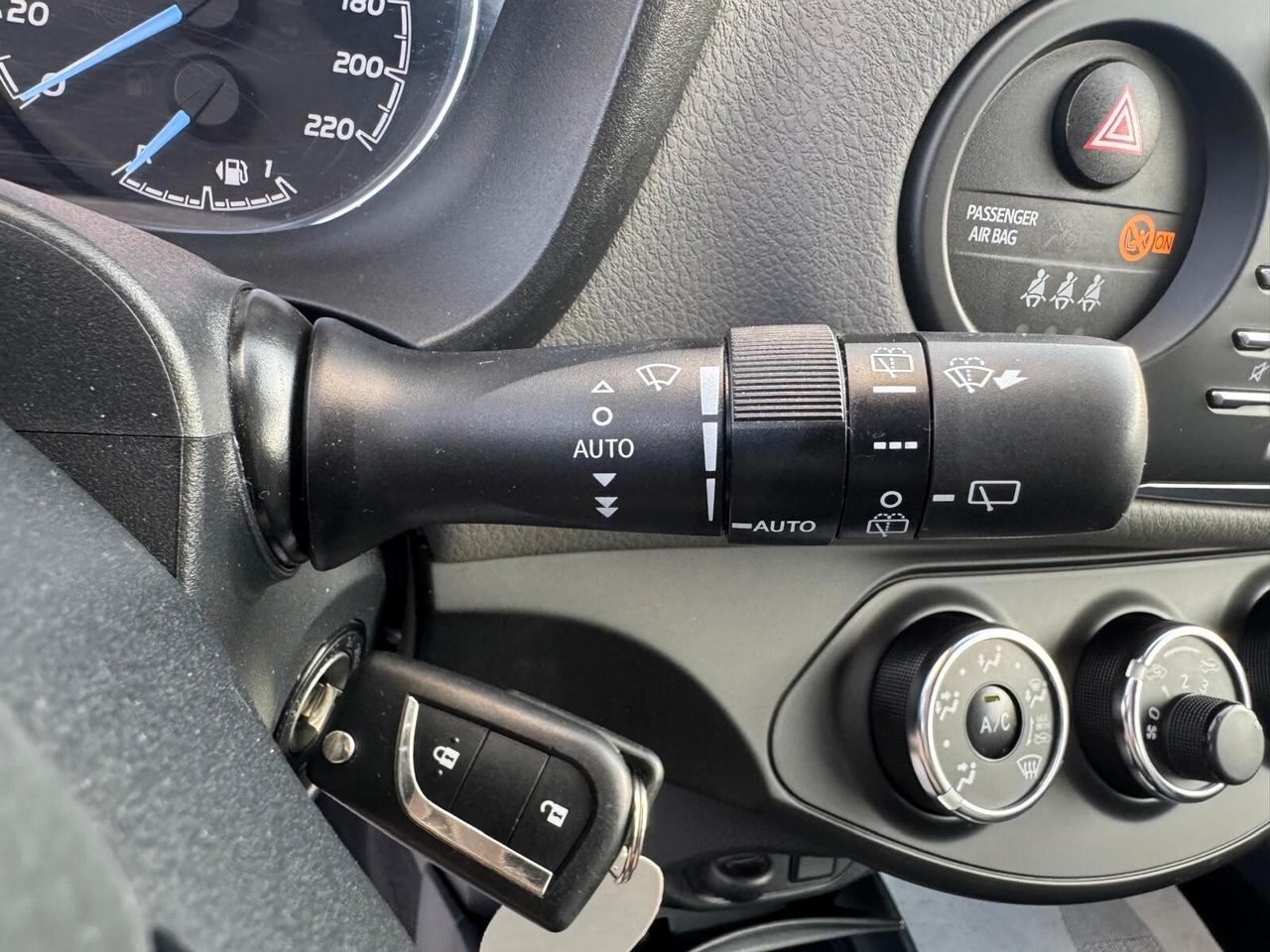 Toyota Yaris 1.0 BENZ 72CV 5P ACTIVE FULL OPTIONAL 2019