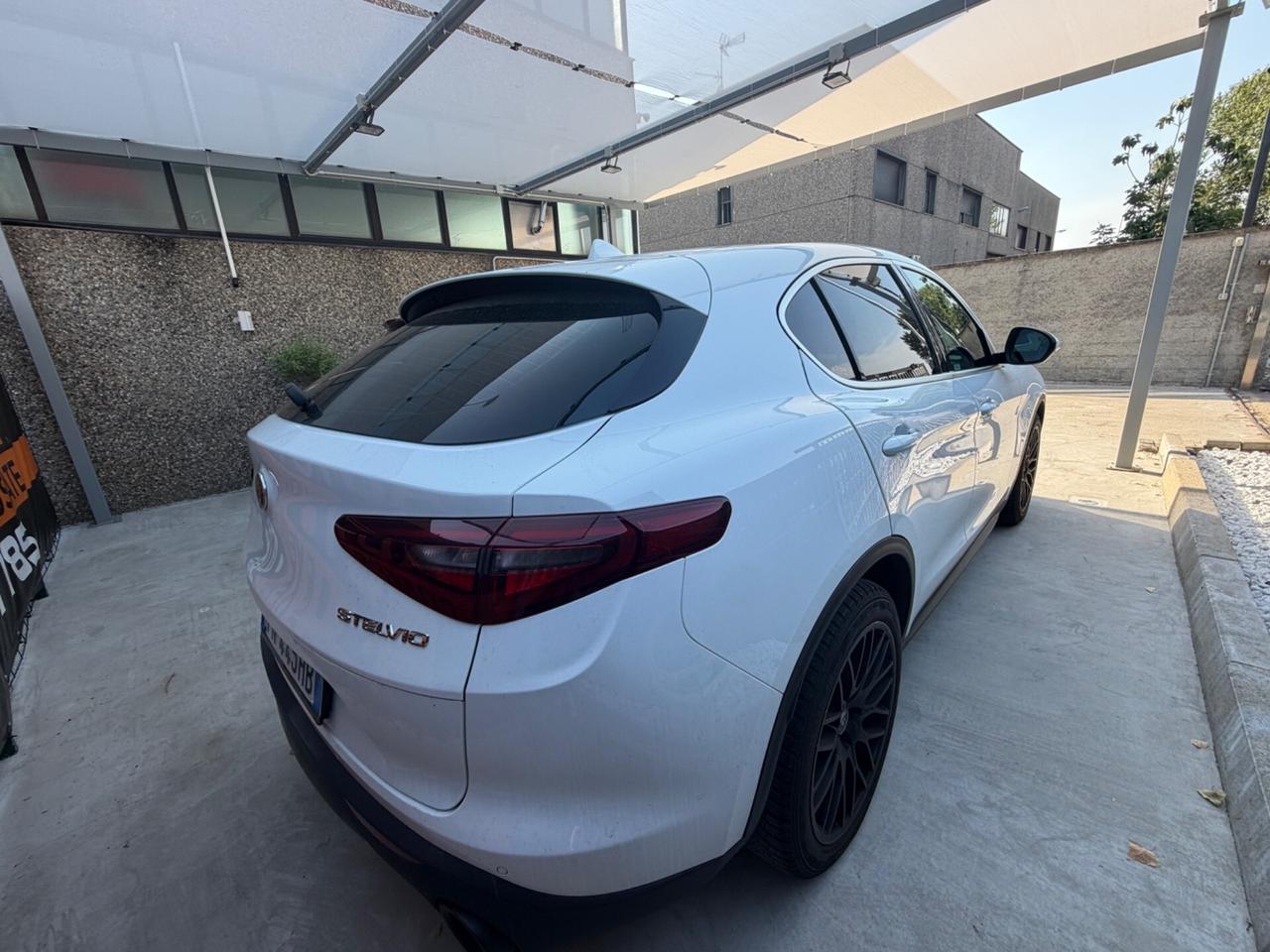 Alfa Romeo Stelvio 2.2 TD 177CV AUTOMATIC 4X4 EURO6B