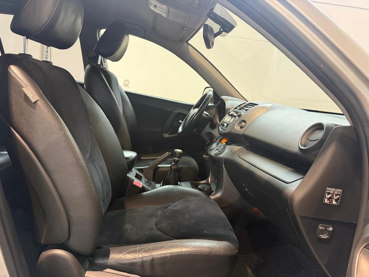 Toyota RAV 4 RAV4 Crossover 2.2 D-4D 150 CV DPF Exclusive