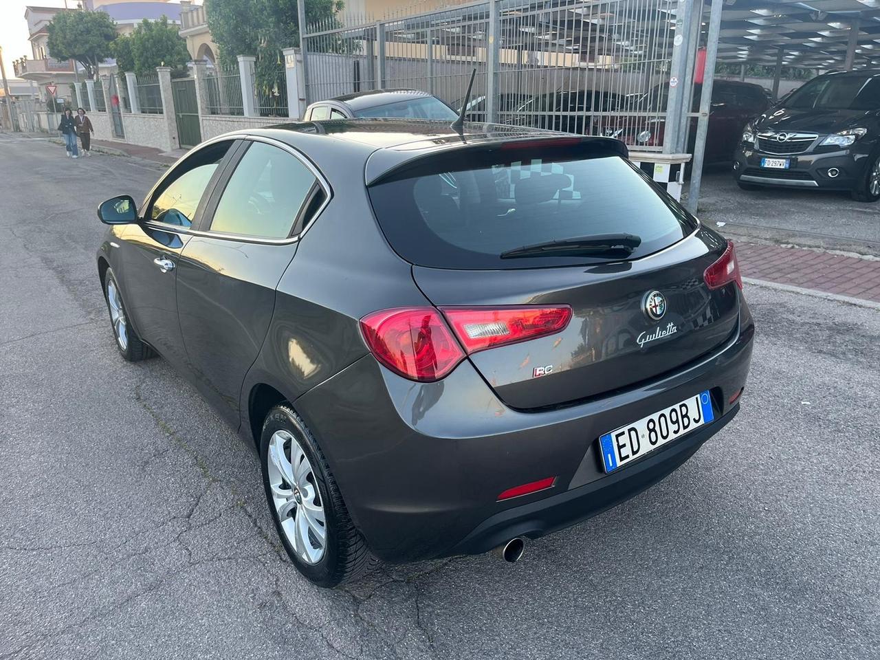 Alfa Romeo Giulietta 1.6 JTD Distinctive Unipro 2010