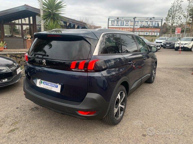 Peugeot 5008 1.5 HDI 130