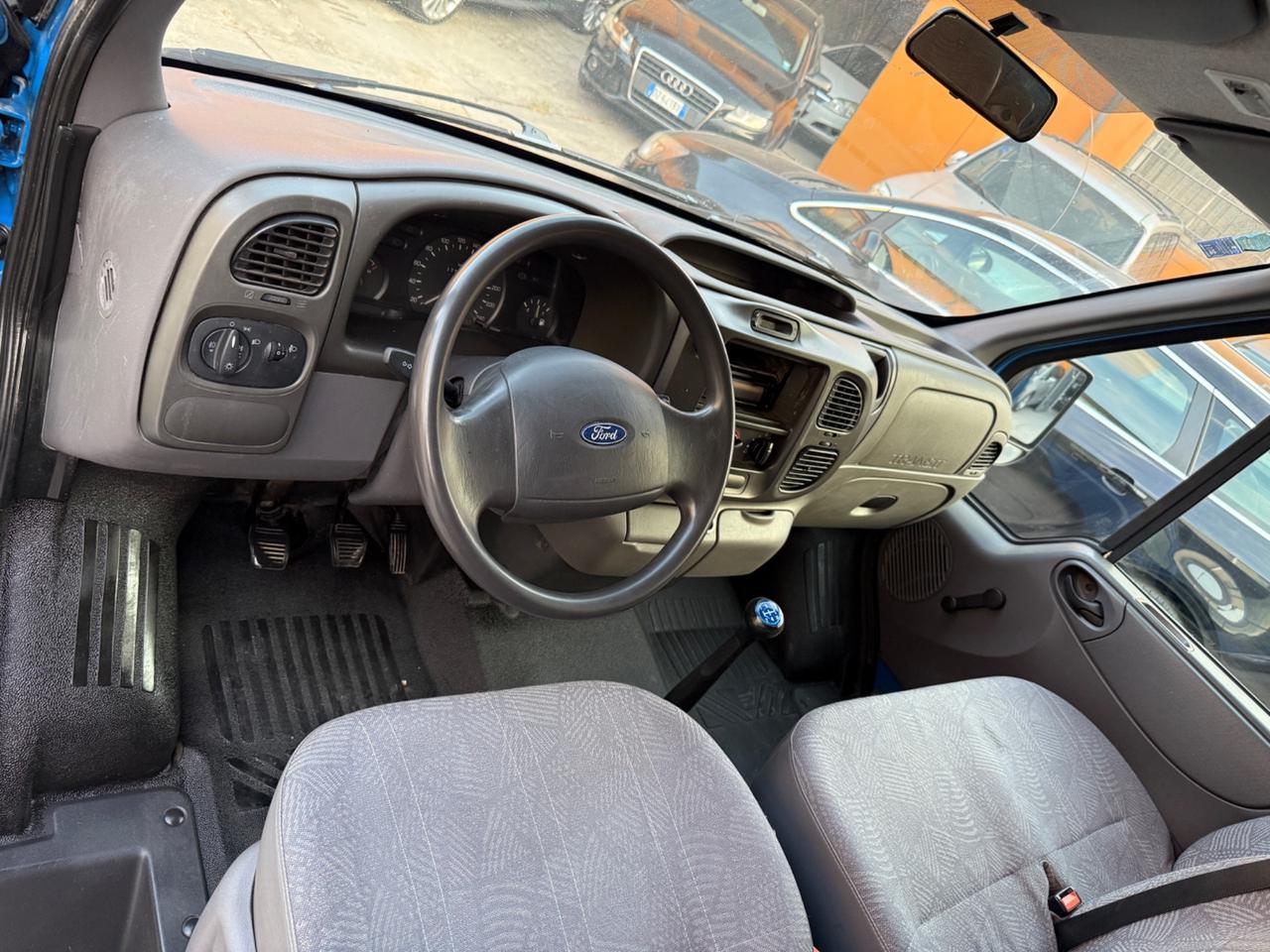 Ford Transit/Tourneo/Bus Transit 300 2.0 TD/85 cat PC-TM Combi