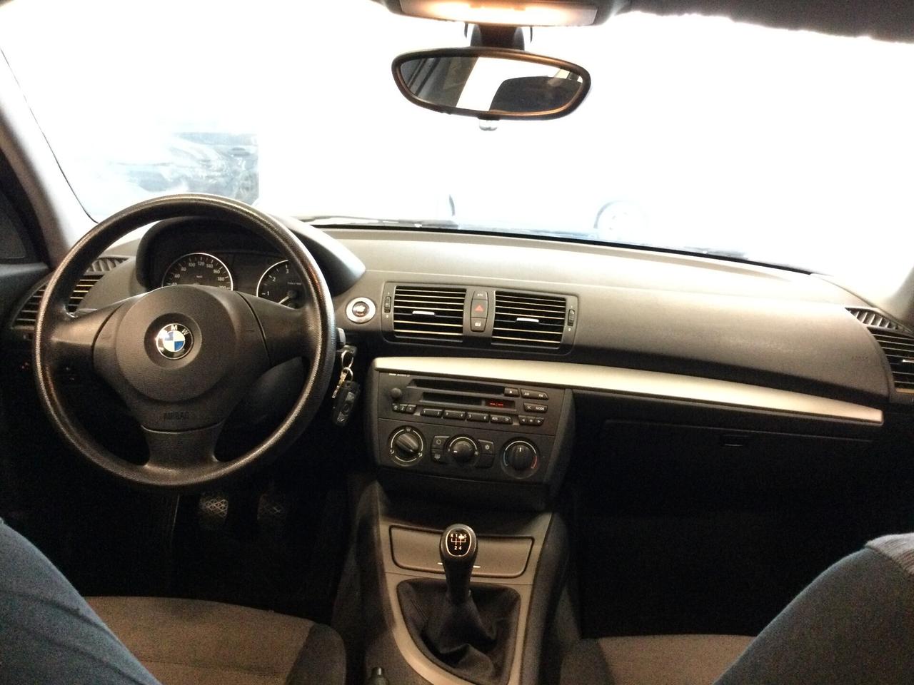 Bmw 116i cat 5 porte Shadow Line