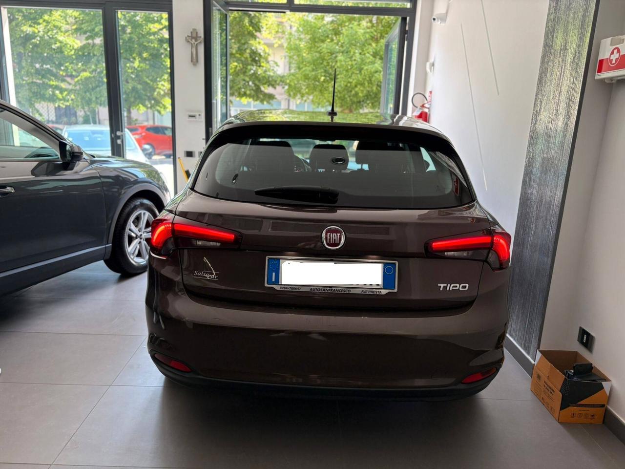 Fiat Tipo 1.6 5 porte Lounge 130cv - 2021