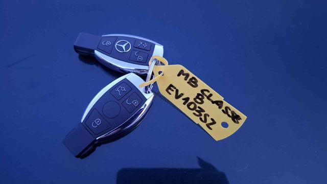 MERCEDES-BENZ B 200 CDI CAMBIO MANUALE