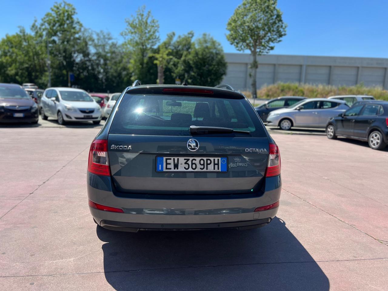 Skoda Octavia 1.6 TDI CR 105 CV Elegance