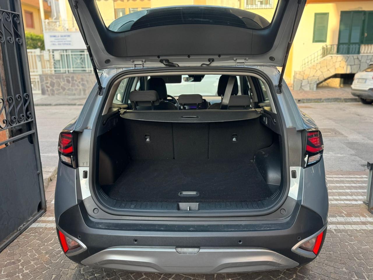 Kia Sportage 1.6 TGDi MHEV DCT Business