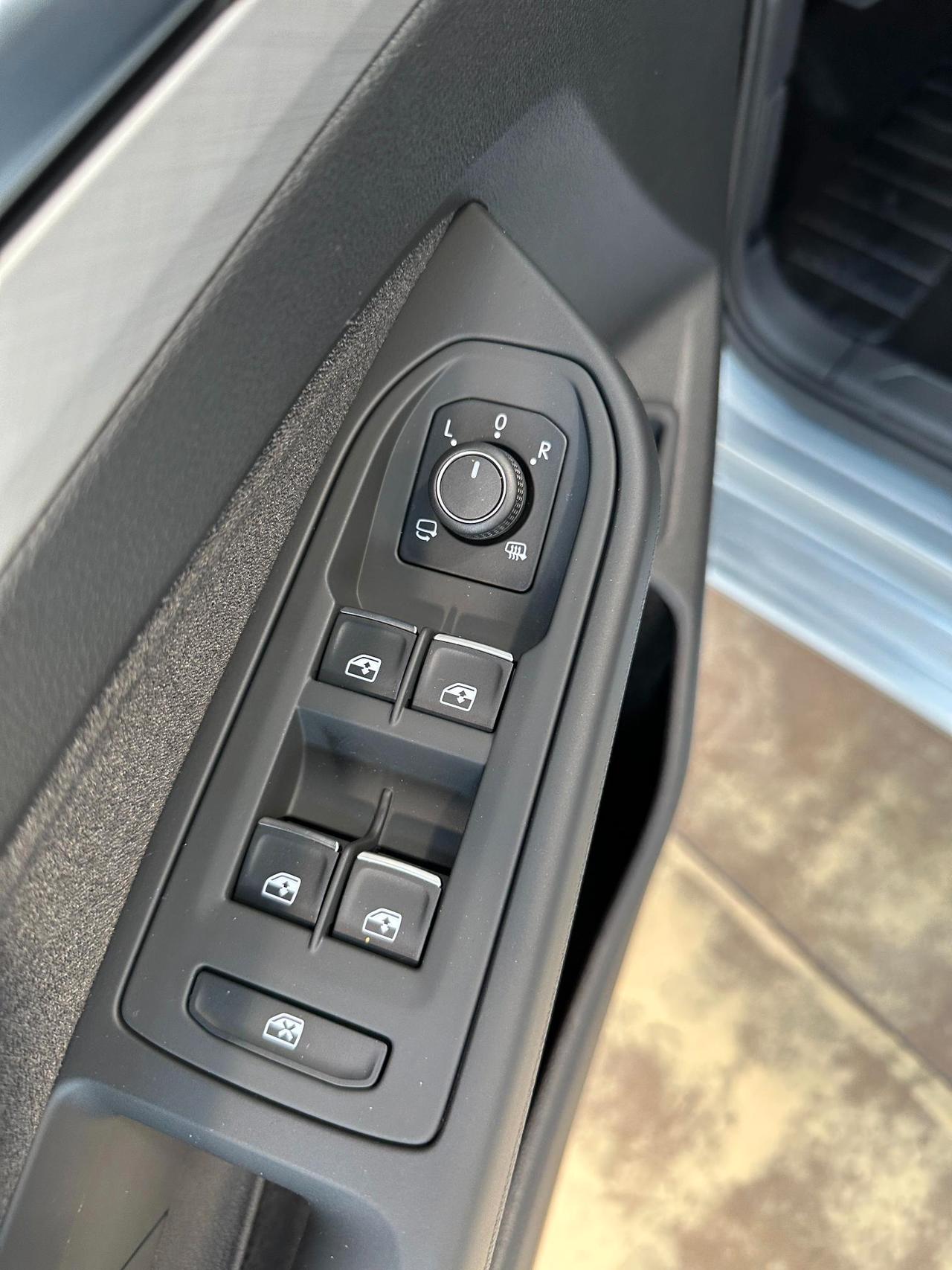 Volkswagen Golf Variant 2.0 tdi Style 150cv DSG-18"-IQ LED-Camera-Carplay-FULL