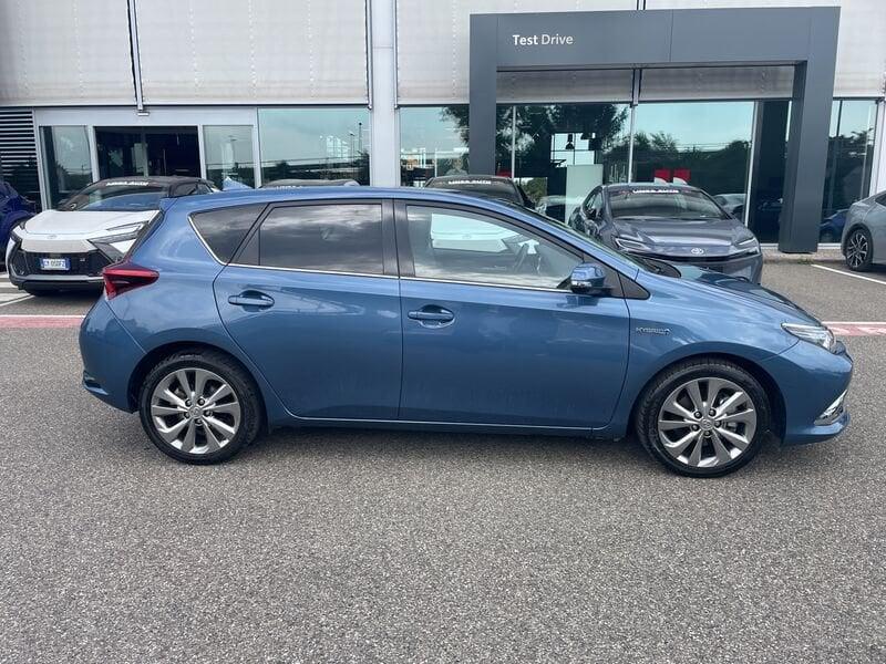 Toyota Auris 1.8 Hybrid Lounge