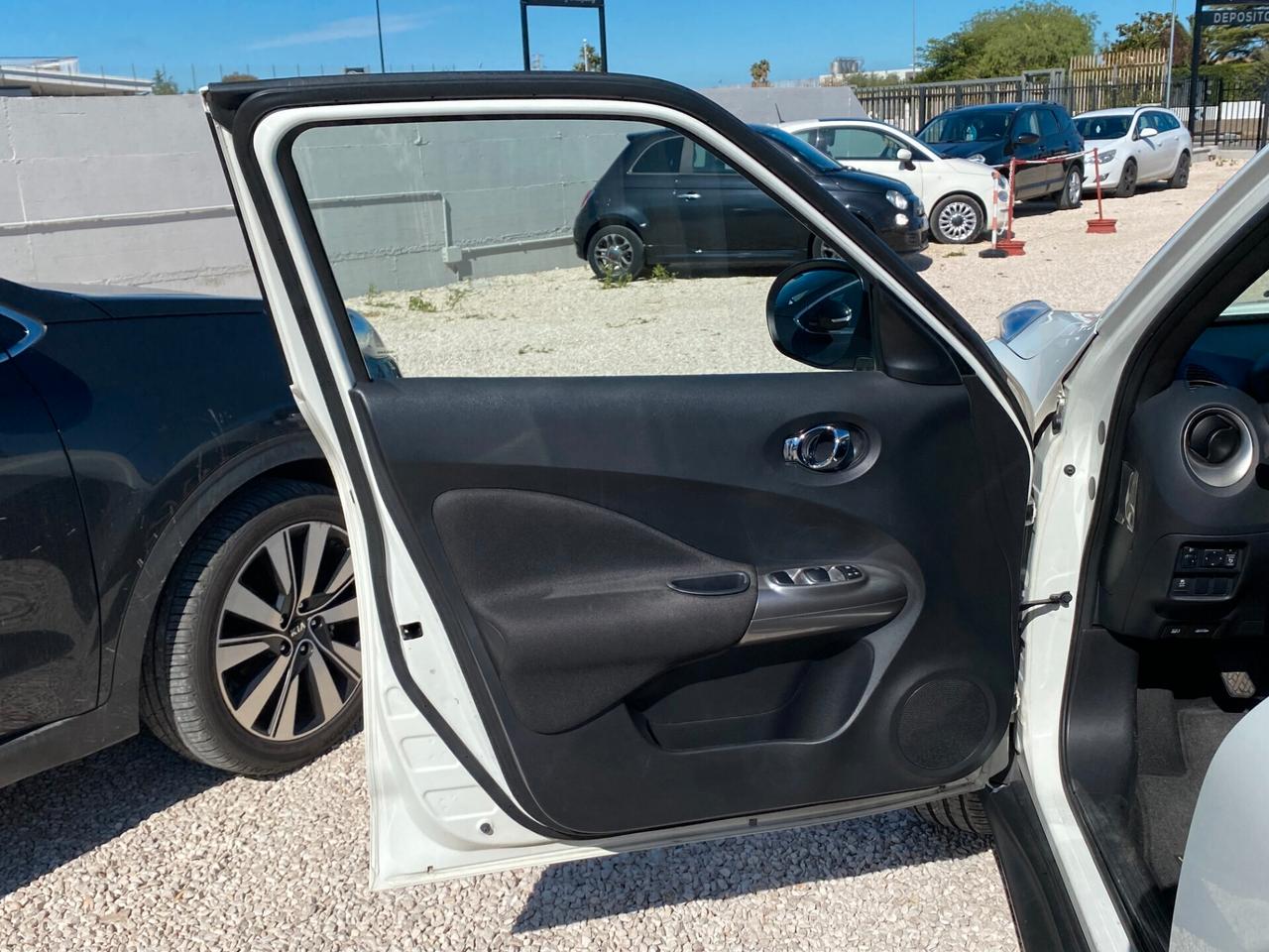 Nissan Juke 1.5 dCi Start&Stop Tekna GANCIO TRAINO ,UNICO PROPRIETARIO ,NEOPATENTATI