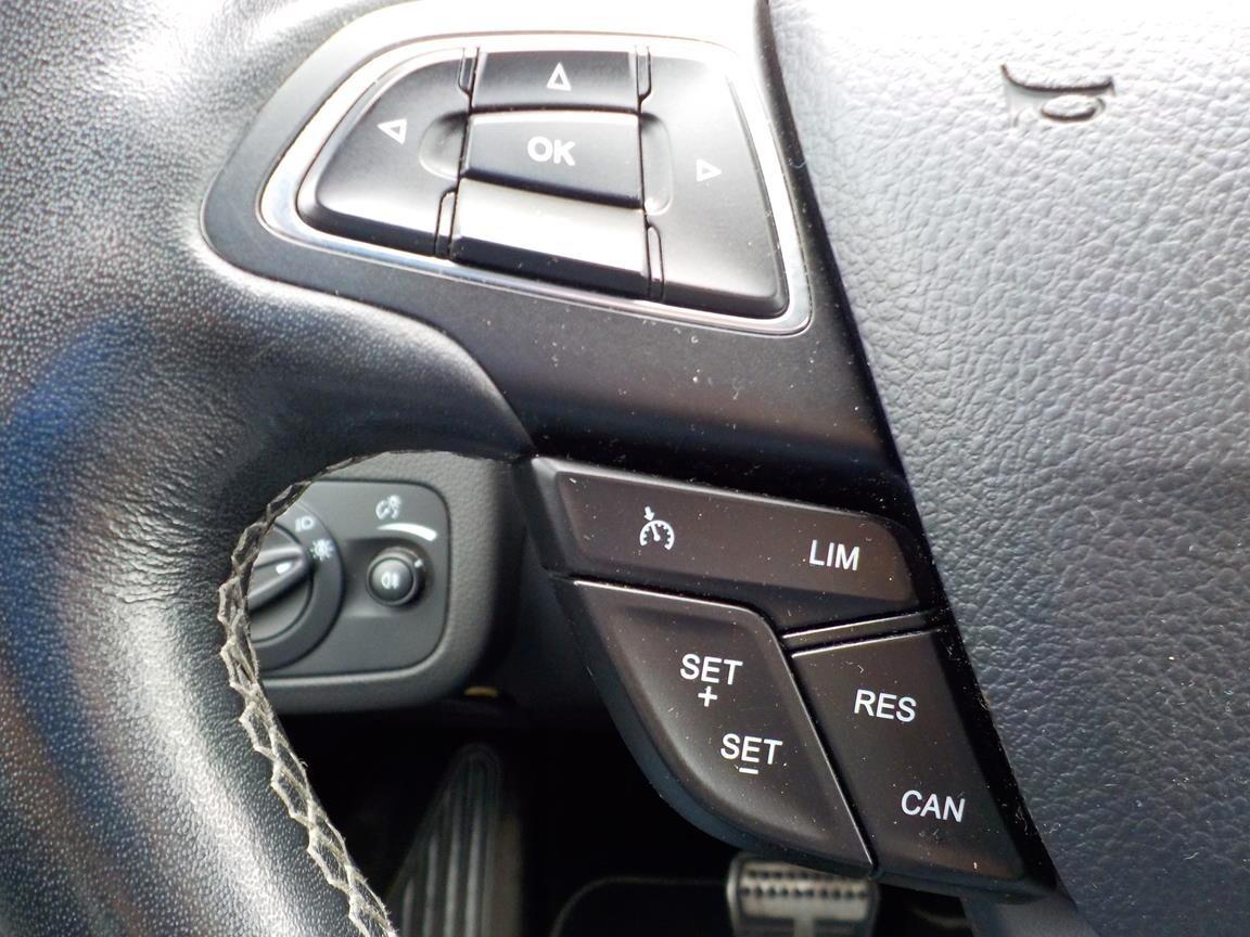Ford Kuga 2.0 TDCI 180 CV S&S 4WD Powershift ST-Line