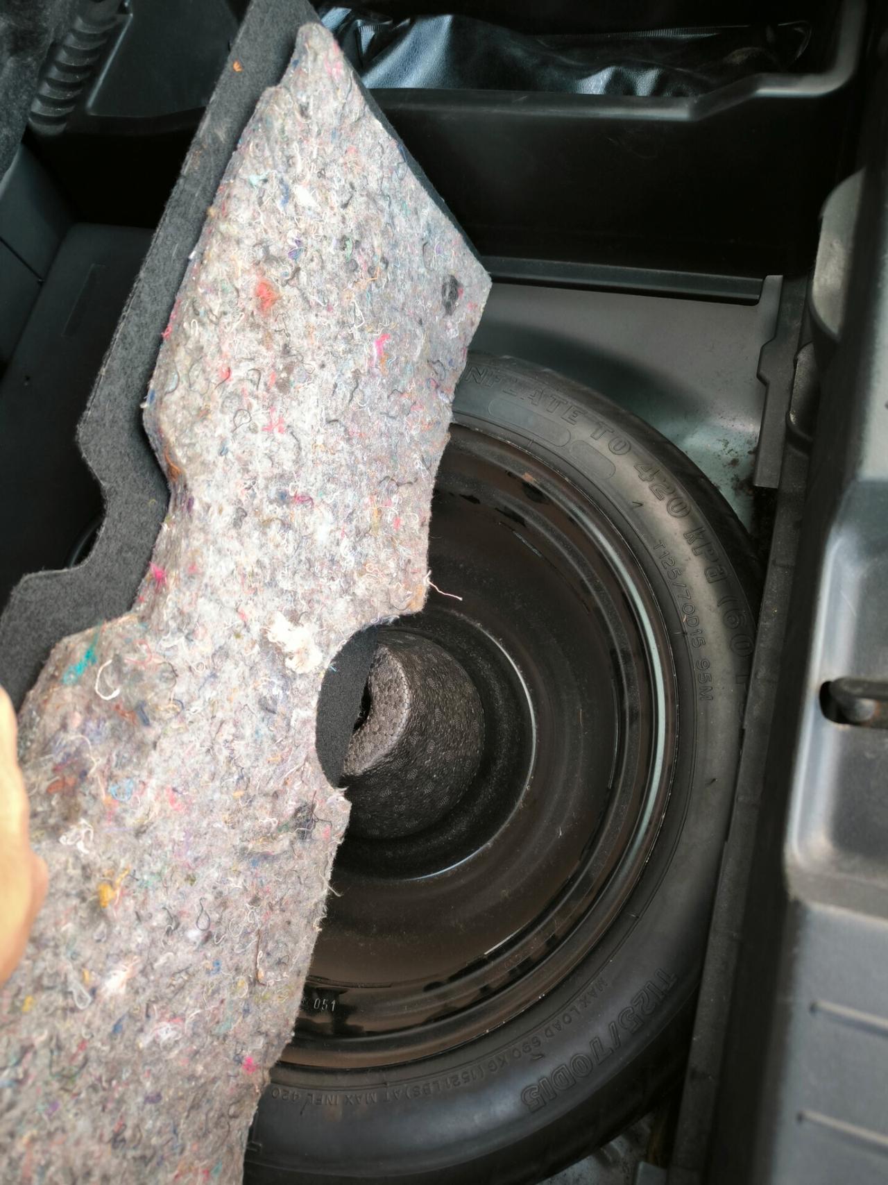 Toyota Yaris 1.0 5 porte Sol NEOPATENTATI