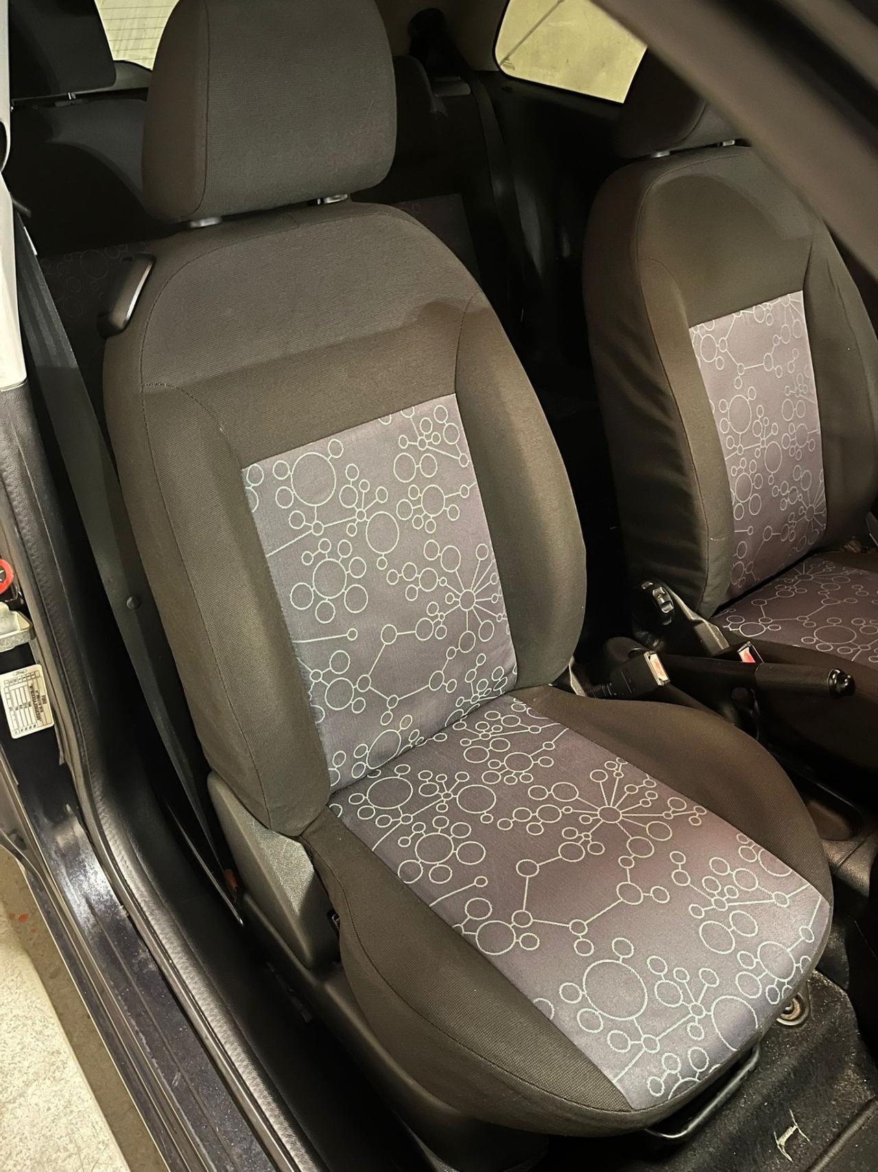 Ford Fiesta 1.4 TDCi 3p. Ghia 111000 km