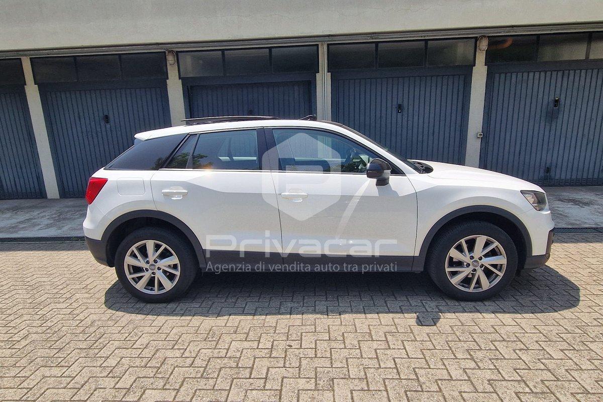 AUDI Q2 30 TDI S tronic Identity Black