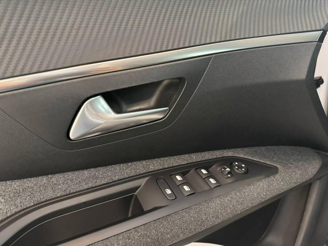 Peugeot 3008 II 1.5 bluehdi Active Pack s&s 130cv eat8