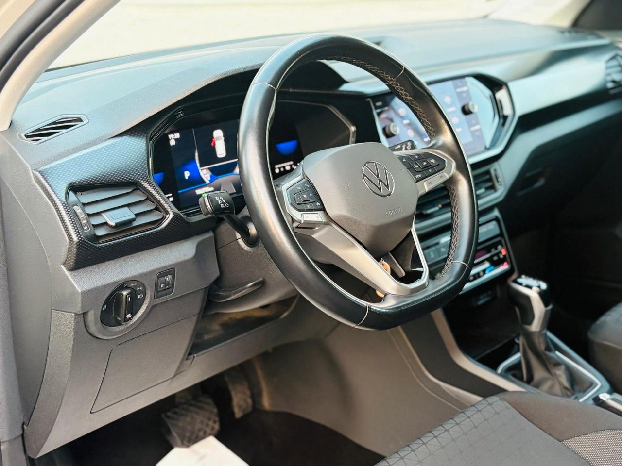 Volkswagen T-Cross 1.0 tsi Advanced 110cv