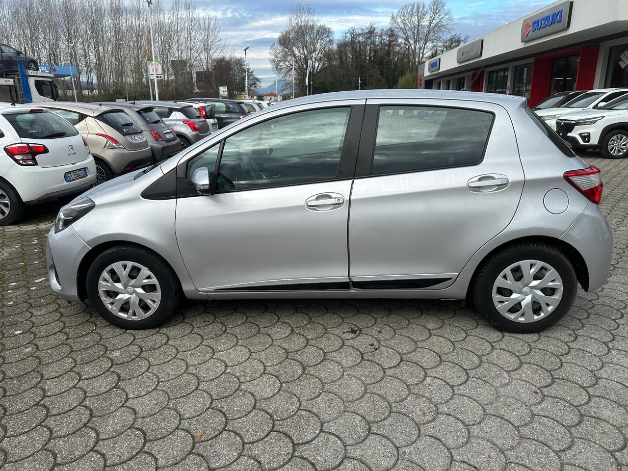Toyota Yaris 1.0 72 CV 5 porte Active