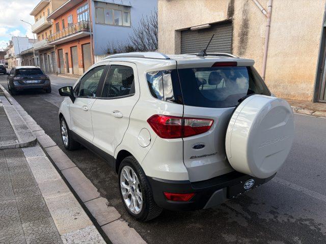 FORD EcoSport 1.5 Ecoblue Titanium