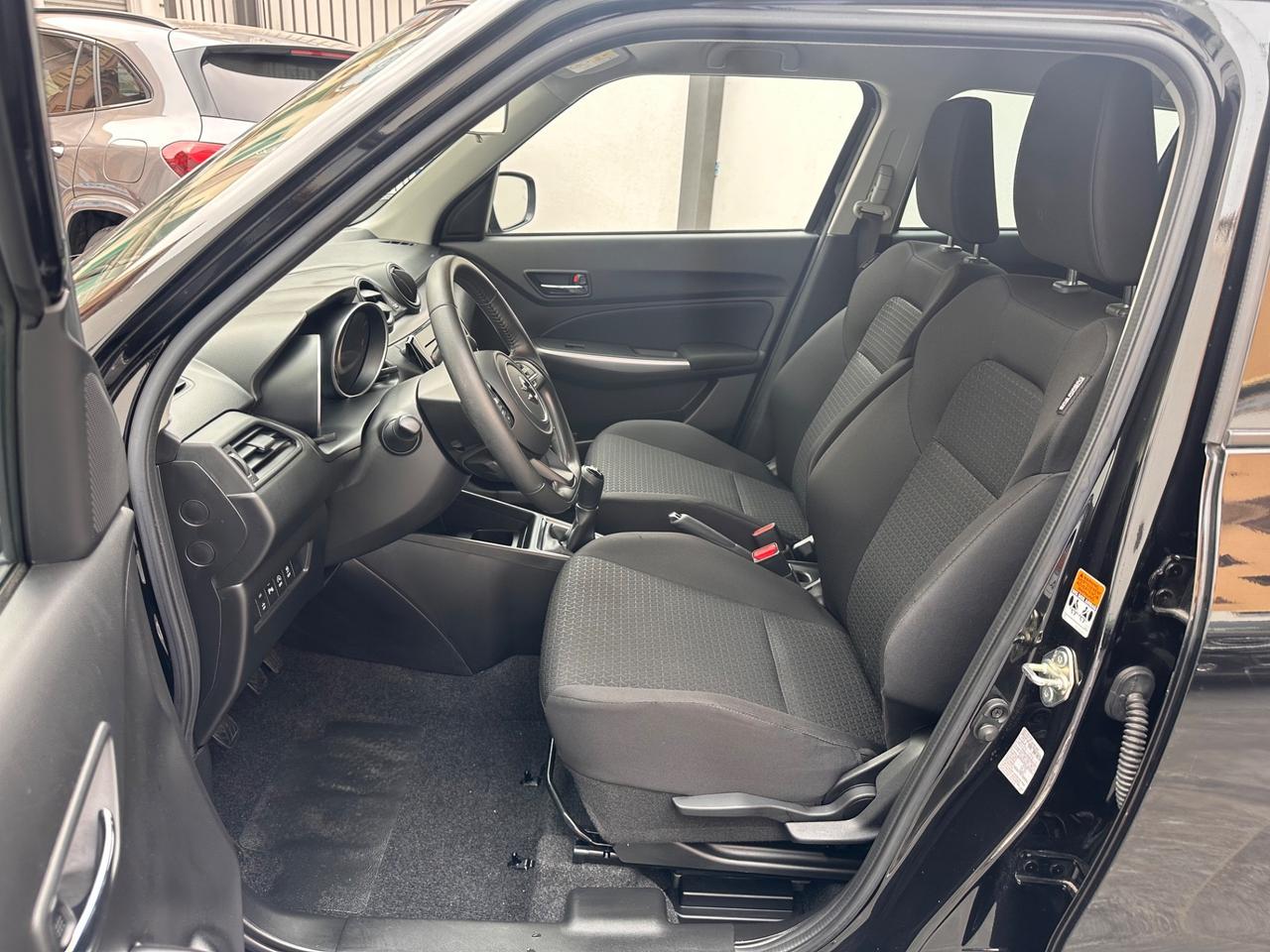 Suzuki Swift 1.2 Hybrid Top