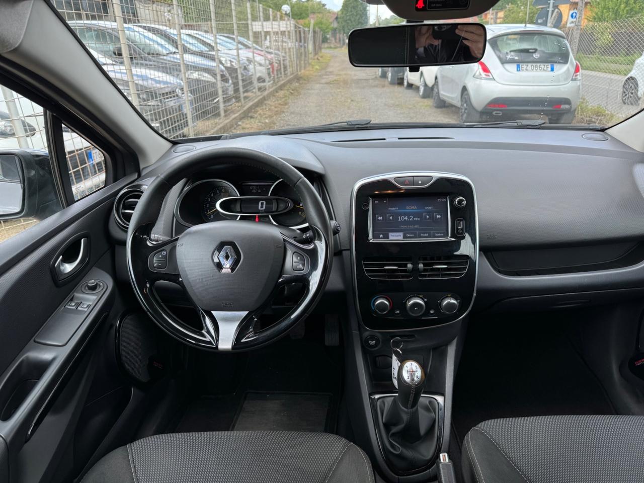 Renault Clio 1.2 75CV 5 porte Costume National NEOPATENTATI