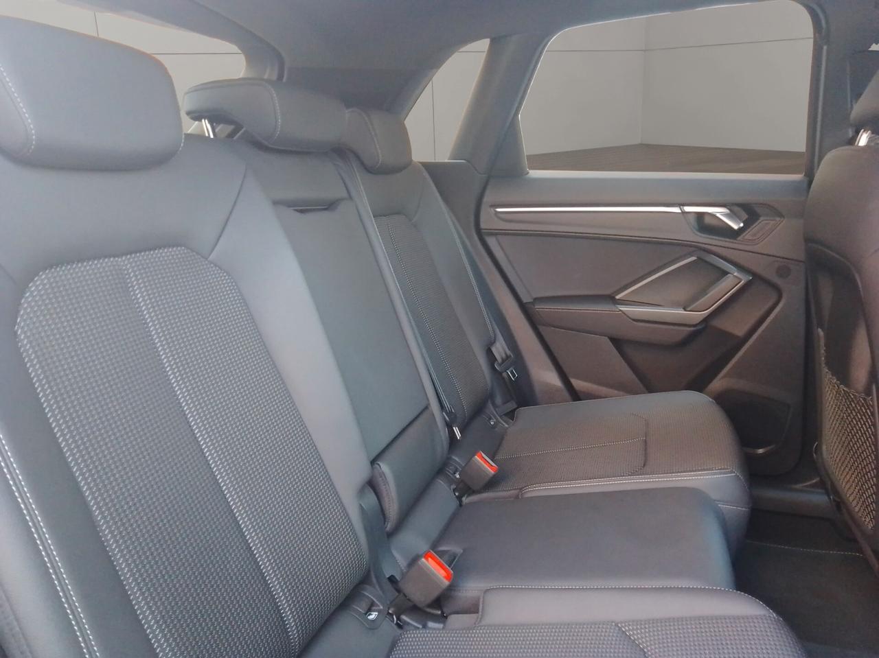 Audi Q3 35 TDI S tronic line edition