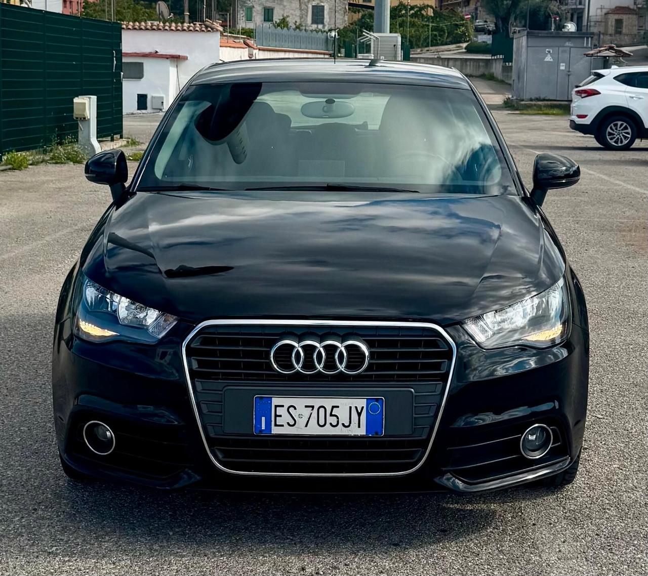 Audi A1 SPB 1.6 TDI 90 CV (NEOPATENTATI)