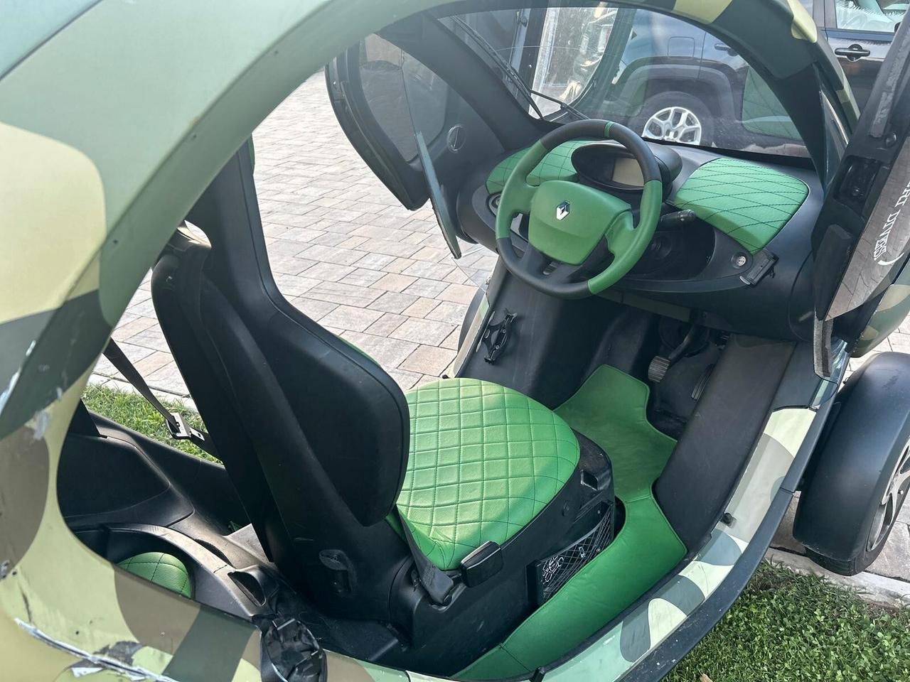 Renault Twizy 80