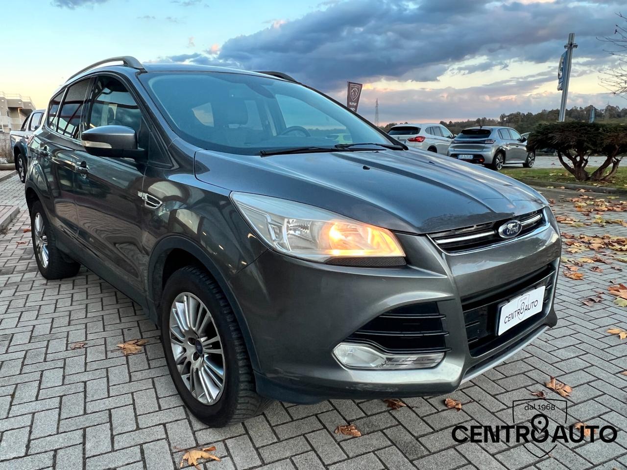 Ford Kuga 2.0 TDCI 163 CV 4WD Powershift Titanium