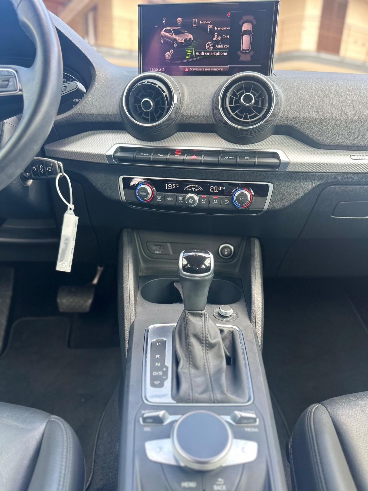 Audi Q2 30 TDI Business