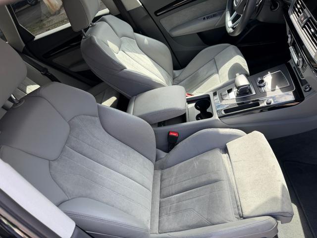 AUDI Q5 50 TFSI e quattro S tronic Business Design PHEV