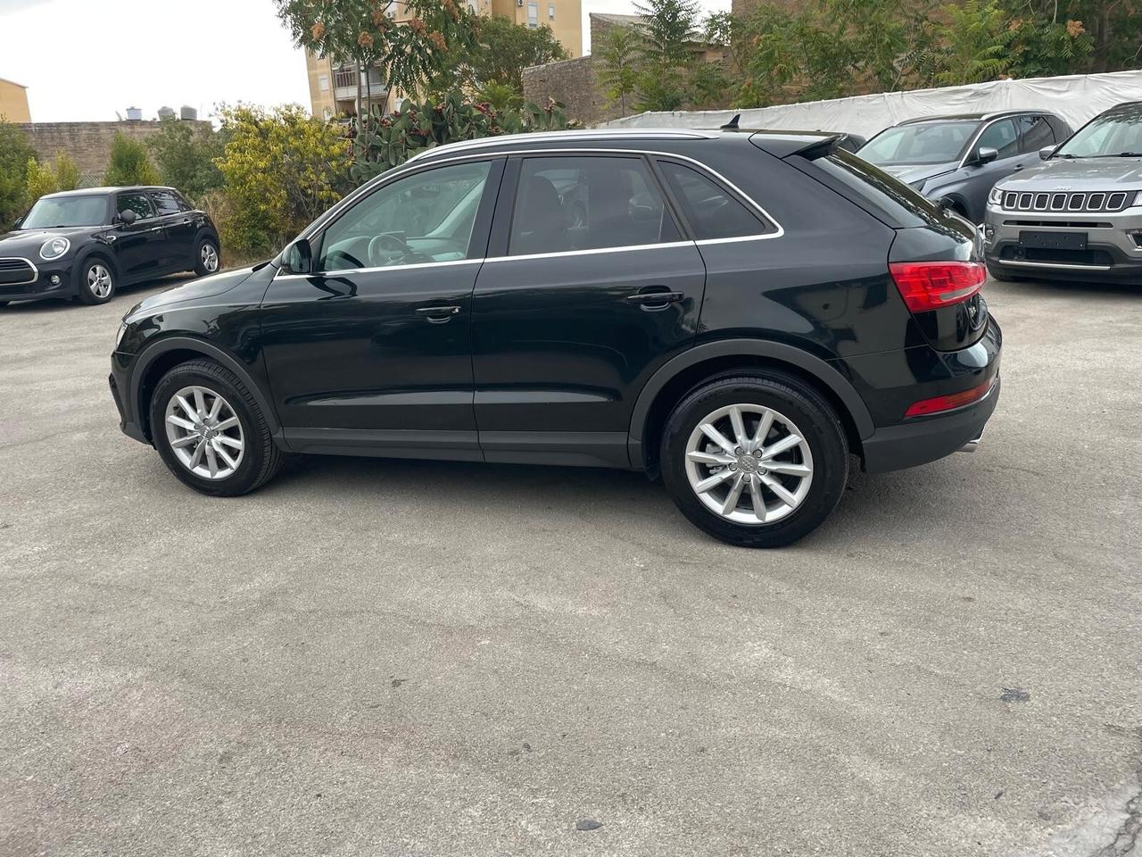 Audi Q3 2.0 TDI Business 136 cv - 2016