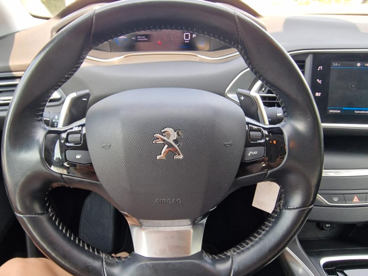 Peugeot 308 BlueHDi 130 S&S Allure