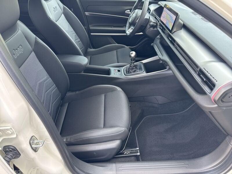 Jeep Avenger 1.2 Turbo Summit