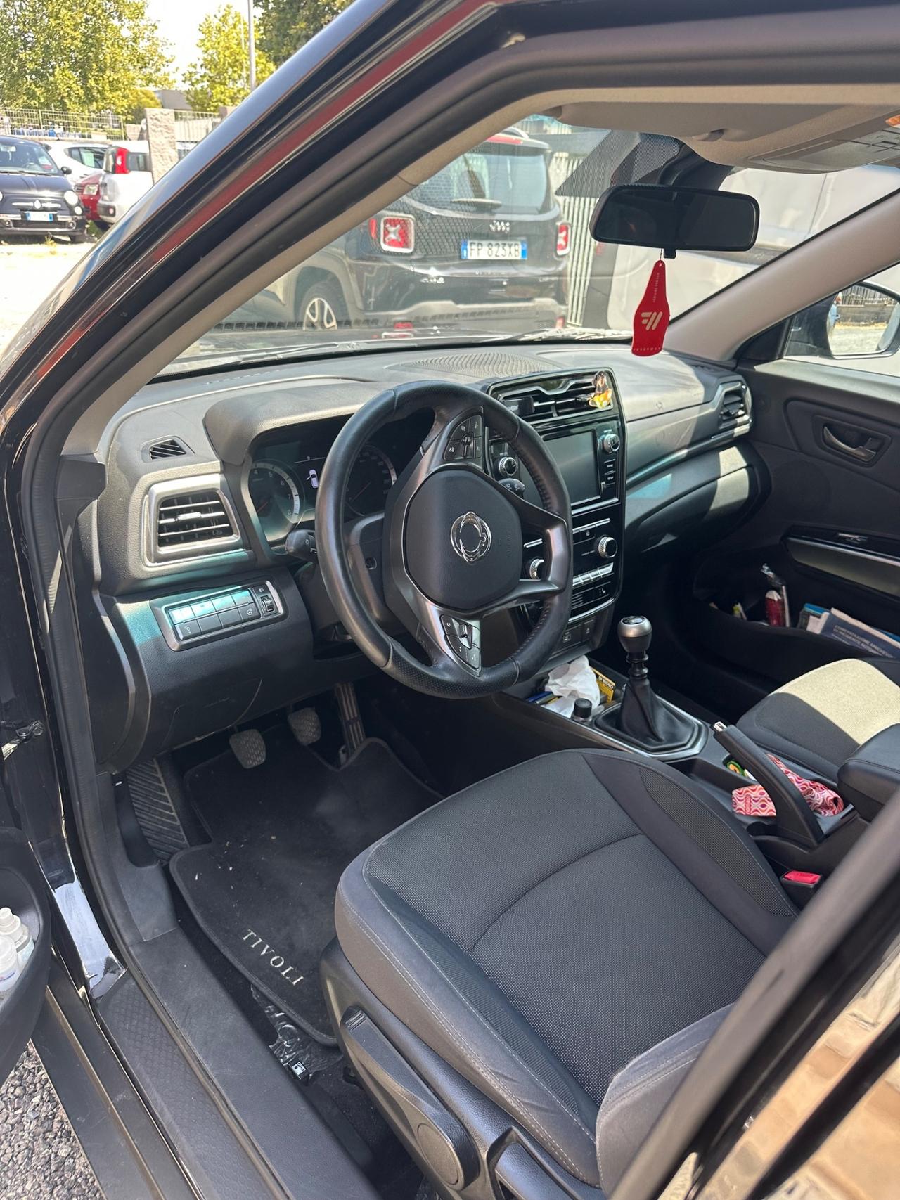 Ssangyong Tivoli 1.2 GDI Turbo 2WD Bi-fuel GPL Connect