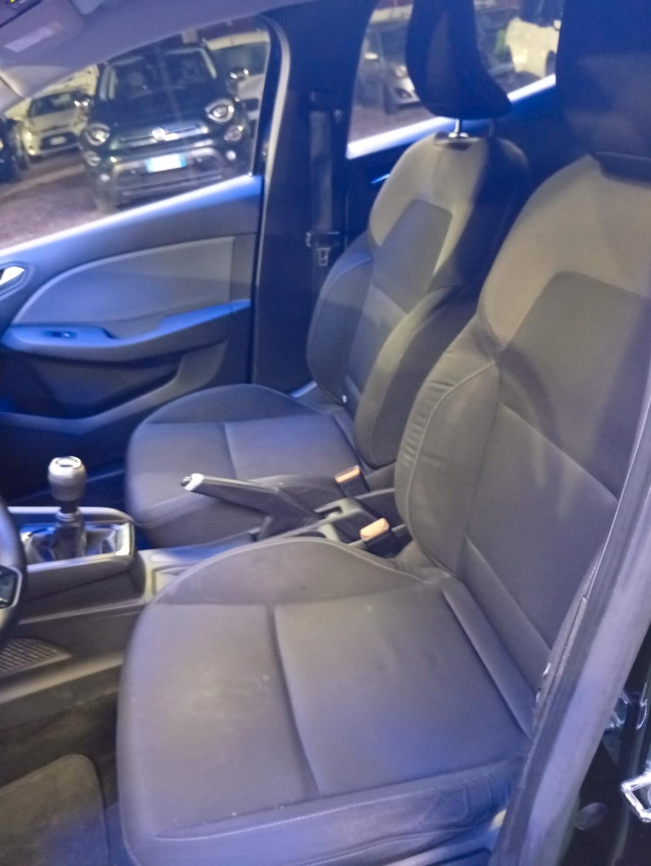 Renault Clio TCe 100 CV 5 porte Intens